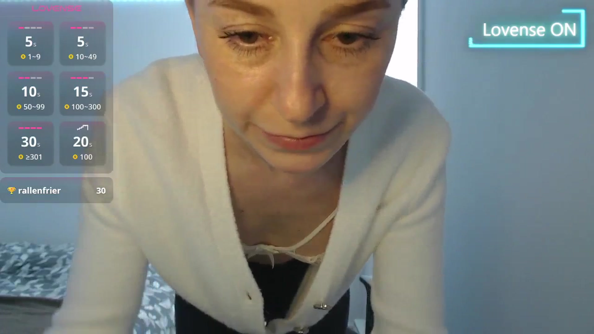 Gallery image thumbnail from PetitAnge_'s myfreecams stream on, 01/25/2026, 19:43 image 11 of 20