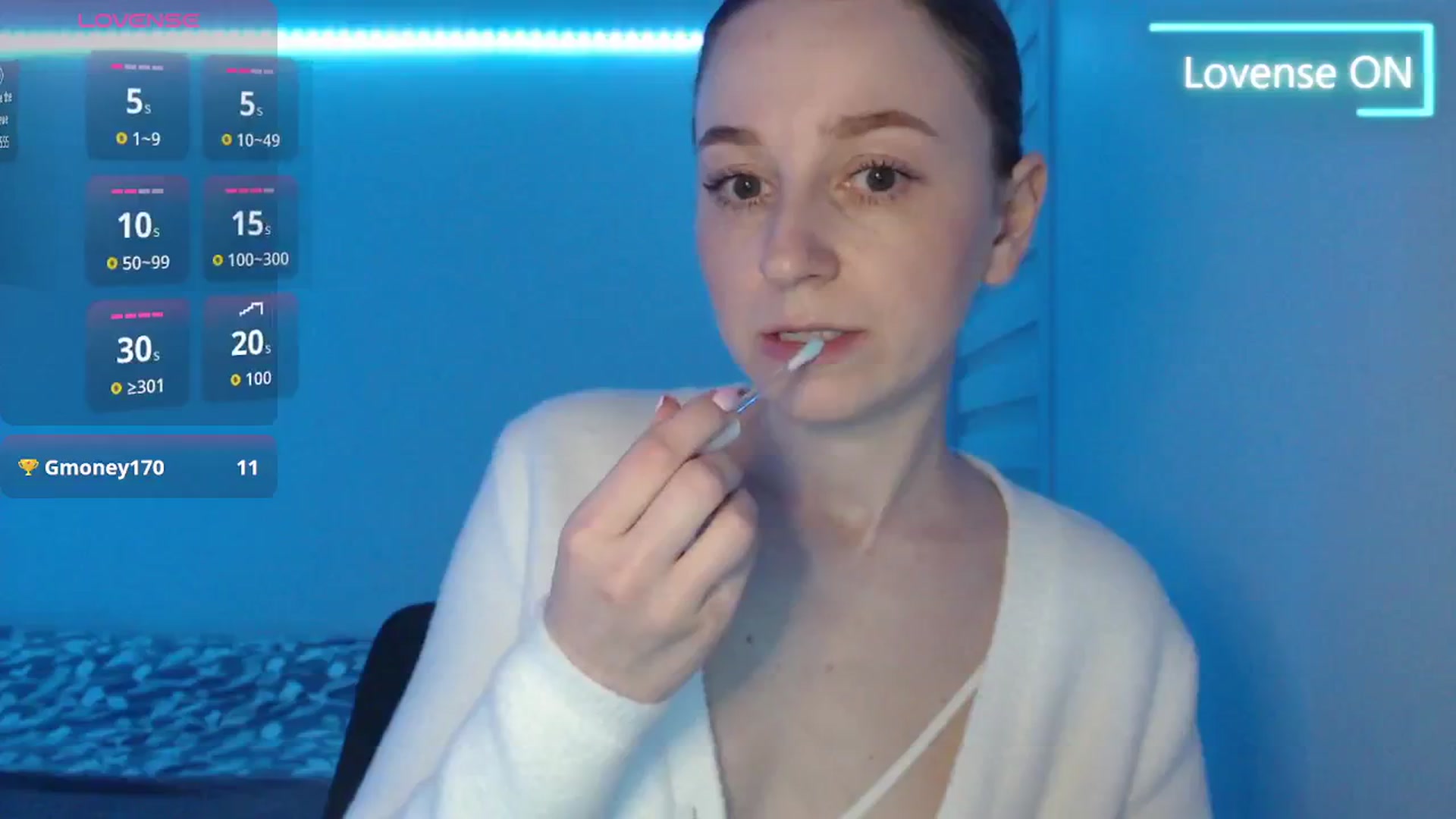 Gallery image thumbnail from PetitAnge_'s myfreecams stream on, 01/27/2026, 24:34 image 1 of 20