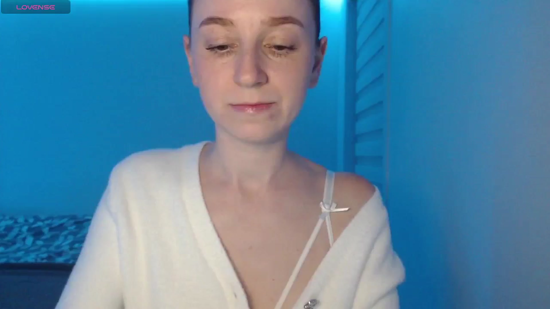 Gallery image thumbnail from PetitAnge_'s myfreecams stream on, 01/27/2026, 04:52 image 10 of 20