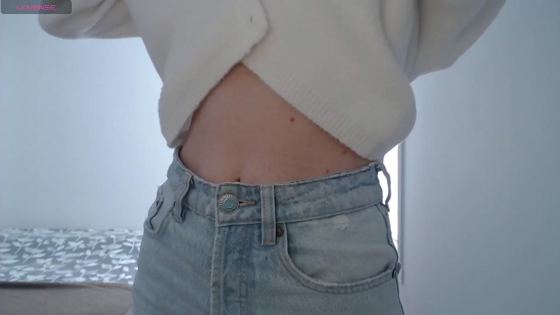 Gallery image thumbnail from PetitAnge_'s myfreecams stream on, 01/28/2026, 15:31 image 15 of 20
