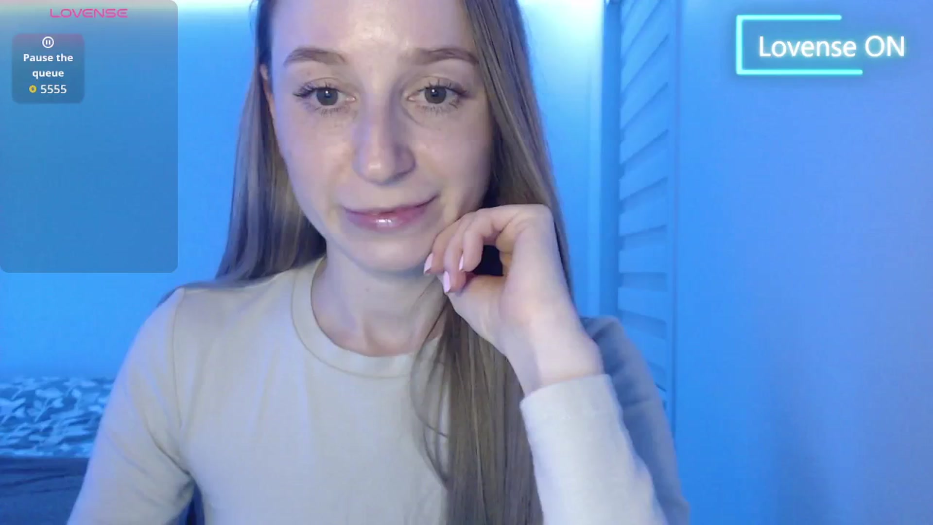 Gallery image thumbnail from PetitAnge_'s myfreecams stream on, 02/01/2026, 02:17 image 2 of 20