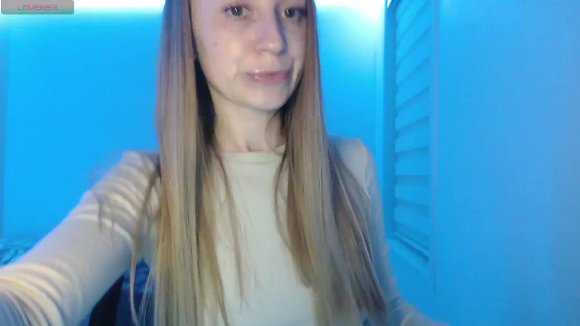 Gallery image thumbnail from PetitAnge_'s myfreecams stream on, 02/06/2026, 03:38 image 5 of 20