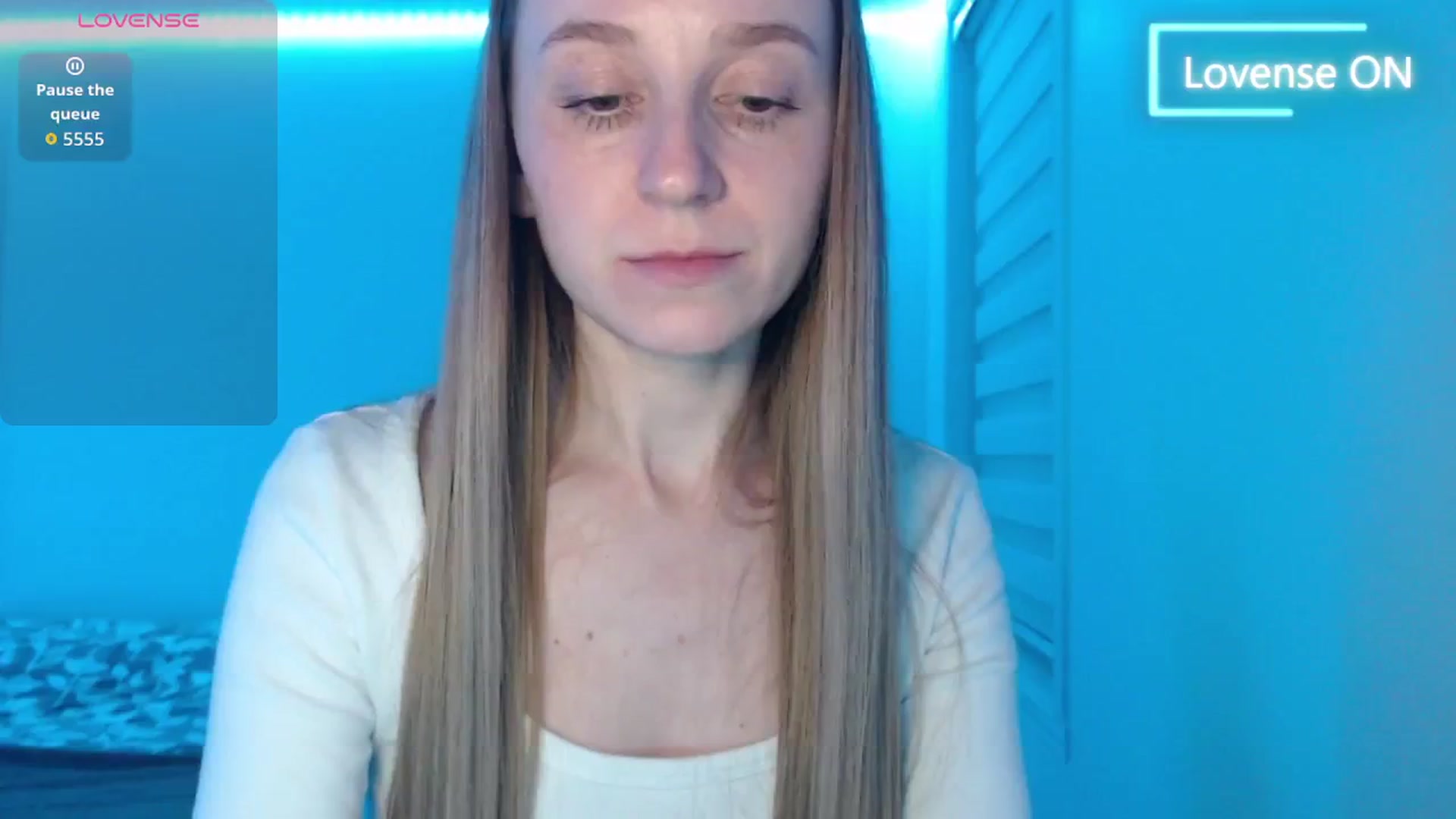 Gallery image thumbnail from PetitAnge_'s myfreecams stream on, 02/10/2026, 01:12 image 8 of 20