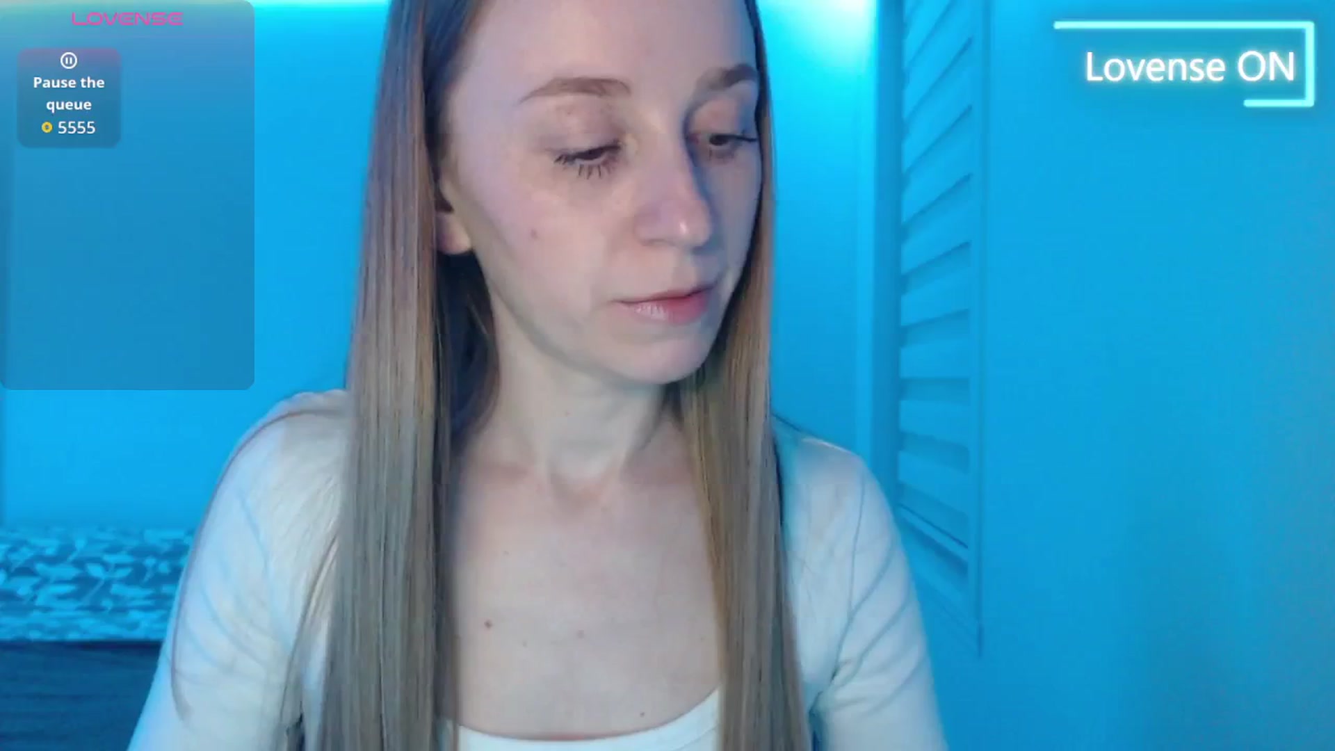 Gallery image thumbnail from PetitAnge_'s myfreecams stream on, 02/10/2026, 02:10 image 2 of 20