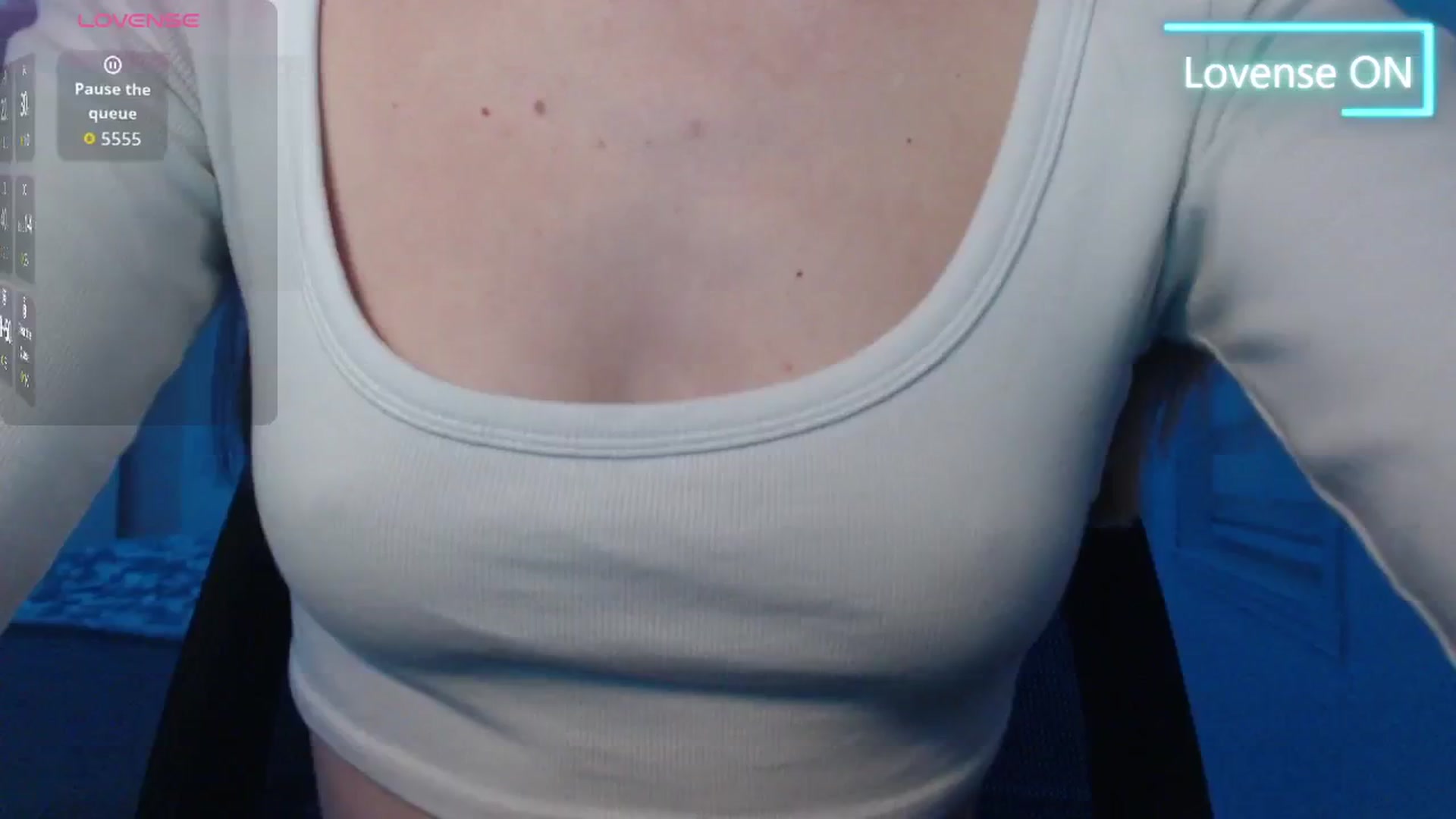 Gallery image thumbnail from PetitAnge_'s myfreecams stream on, 02/11/2026, 02:03 image 18 of 20