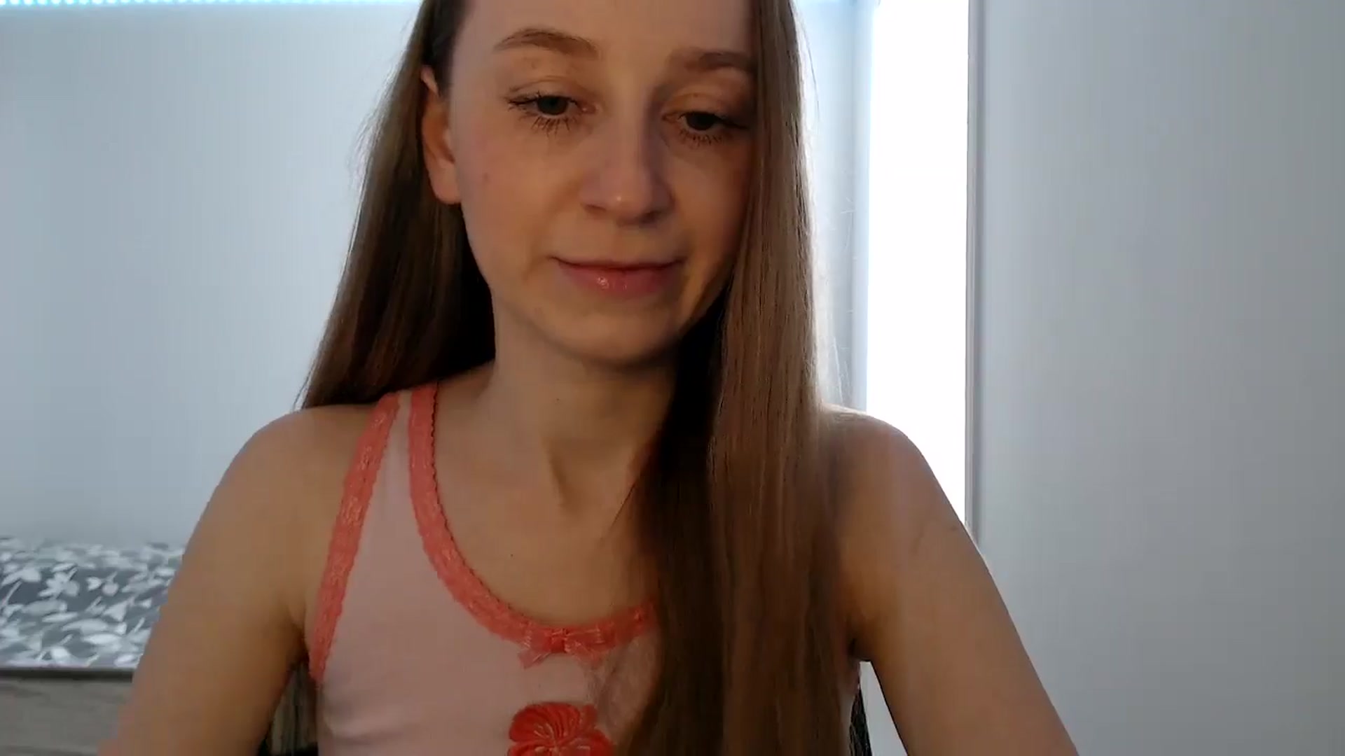 Gallery image thumbnail from PetitAnge_'s myfreecams stream on, 02/12/2026, 18:22 image 17 of 20