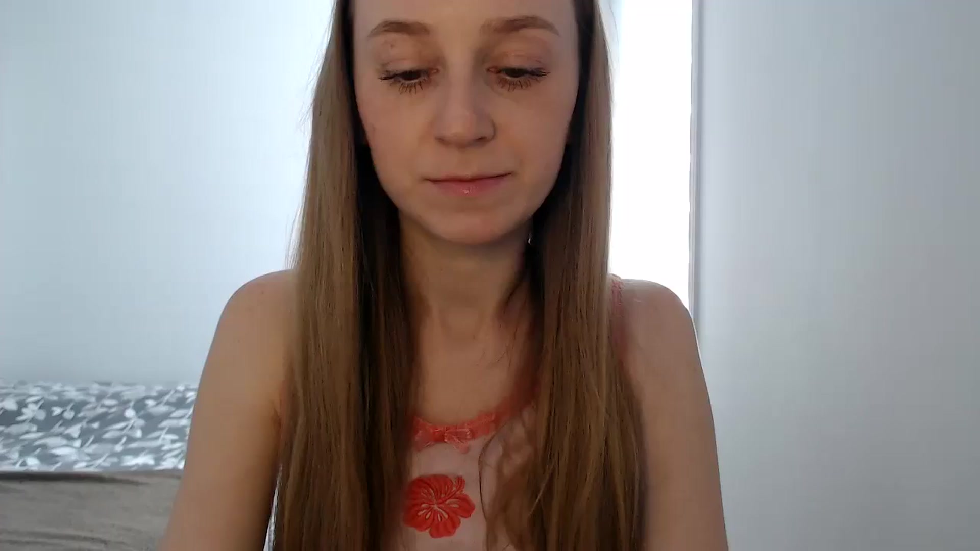 Gallery image thumbnail from PetitAnge_'s myfreecams stream on, 02/12/2026, 18:22 image 4 of 20