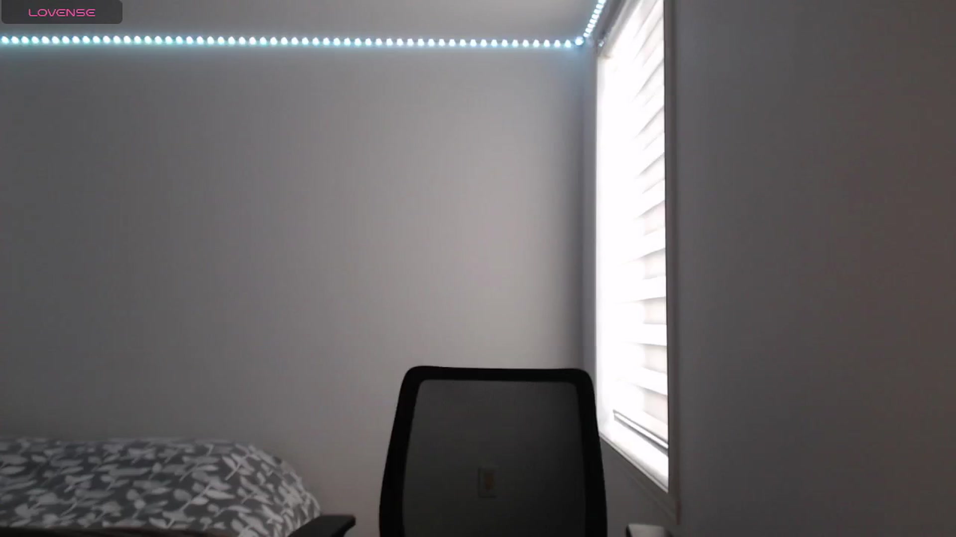 Gallery image thumbnail from PetitAnge_'s myfreecams stream on, 02/17/2026, 17:34 image 7 of 20