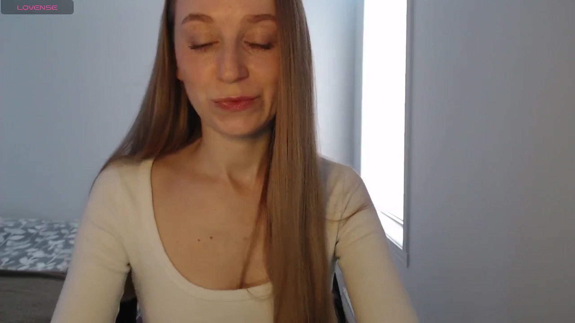 Gallery image thumbnail from PetitAnge_'s myfreecams stream on, 02/17/2026, 17:34 image 9 of 20