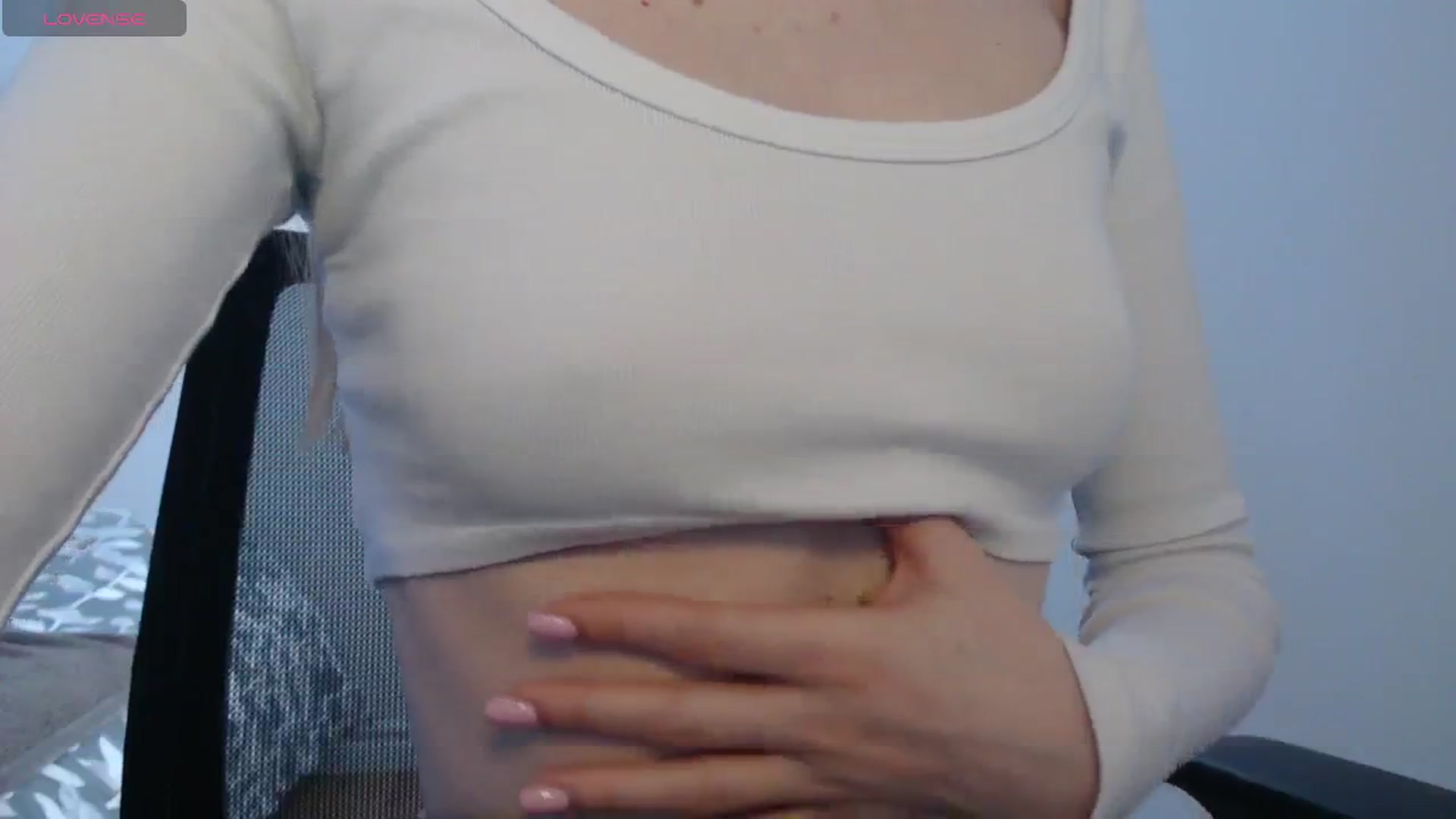 Gallery image thumbnail from PetitAnge_'s myfreecams stream on, 02/17/2026, 17:34 image 15 of 20