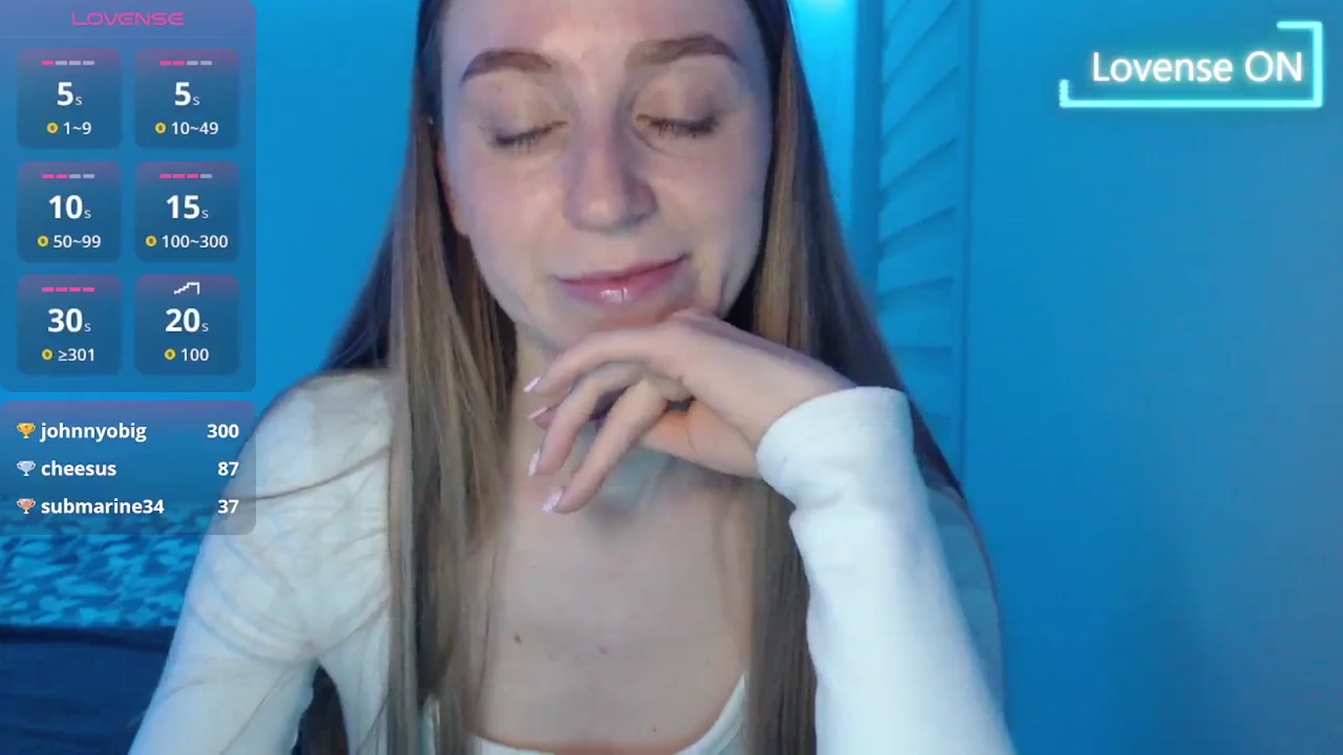 Gallery image thumbnail from PetitAnge_'s myfreecams stream on, 02/18/2026, 03:18 image 16 of 20