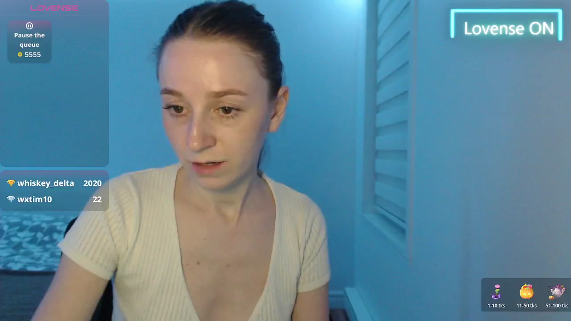 Gallery image thumbnail from PetitAnge_'s myfreecams stream on, 02/20/2026, 01:36 image 18 of 20