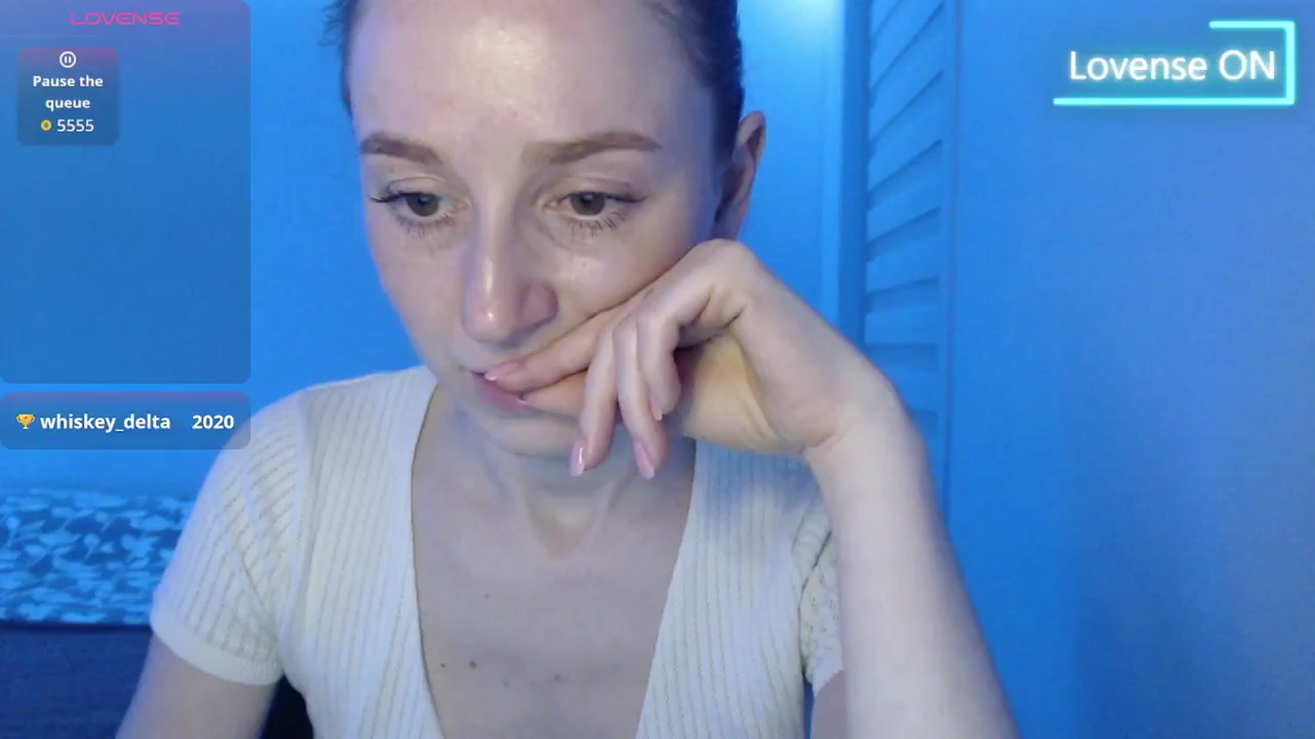 Gallery image thumbnail from PetitAnge_'s myfreecams stream on, 02/20/2026, 01:36 image 8 of 20