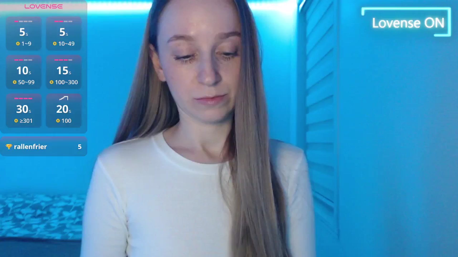 Gallery image thumbnail from PetitAnge_'s myfreecams stream on, 02/27/2026, 01:08 image 11 of 20
