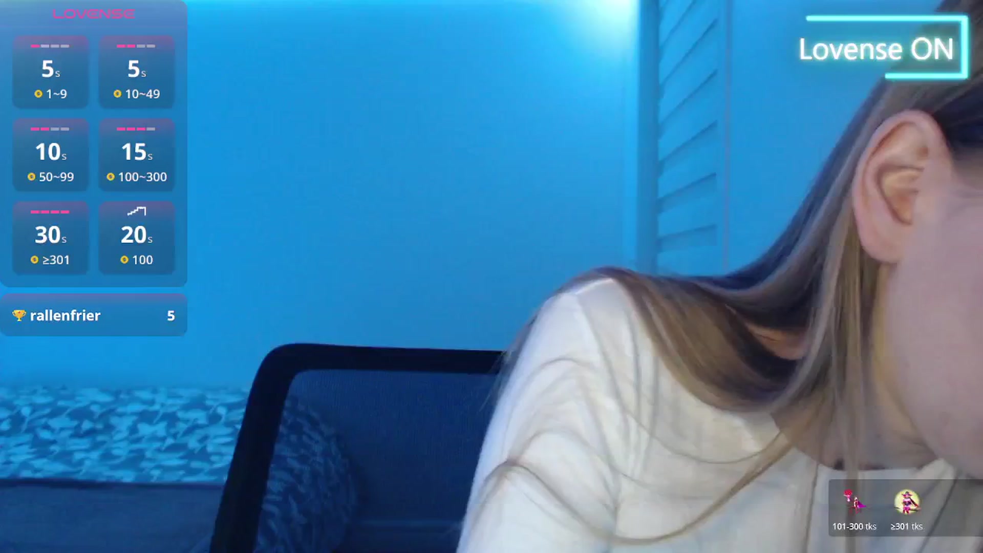 Gallery image thumbnail from PetitAnge_'s myfreecams stream on, 02/27/2026, 01:08 image 17 of 20