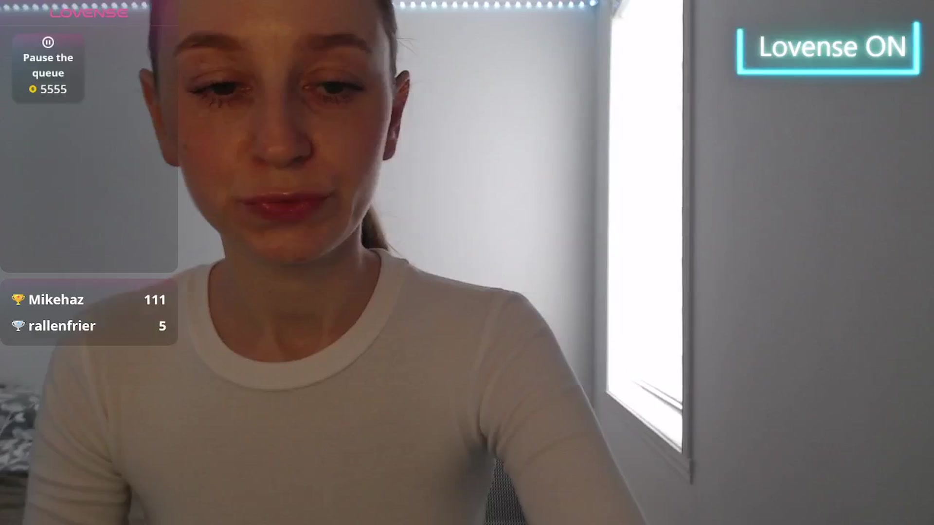 Gallery image thumbnail from PetitAnge_'s myfreecams stream on, 02/27/2026, 19:18 image 4 of 20