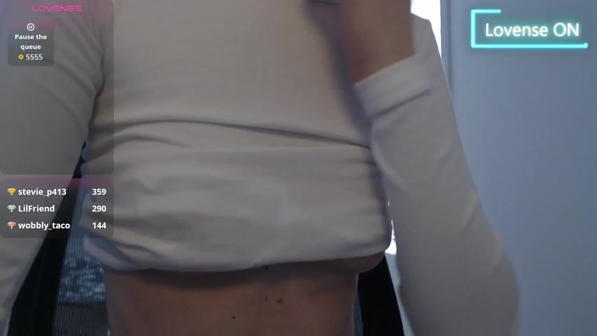Gallery image thumbnail from PetitAnge_'s myfreecams stream on, 02/27/2026, 19:18 image 18 of 20