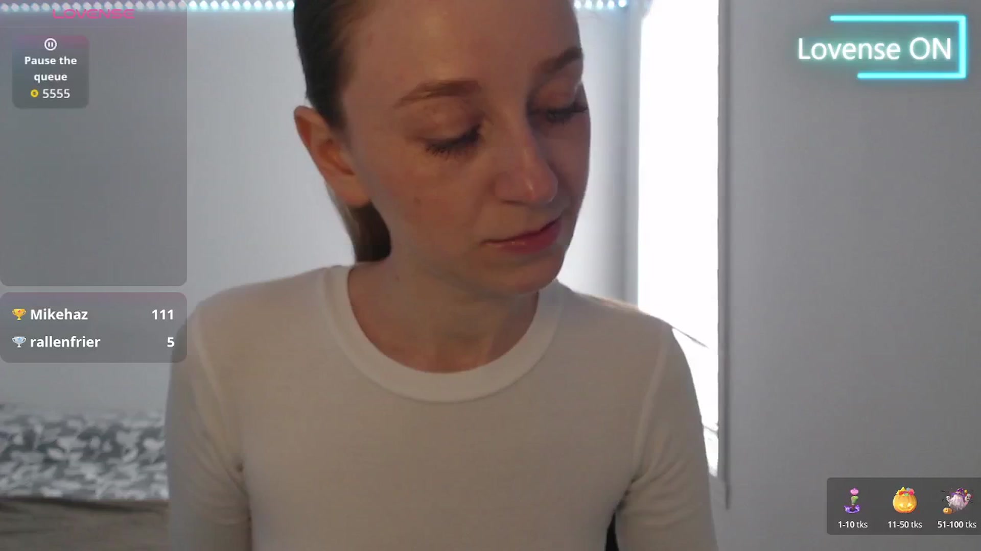 Gallery image thumbnail from PetitAnge_'s myfreecams stream on, 02/27/2026, 19:18 image 6 of 20