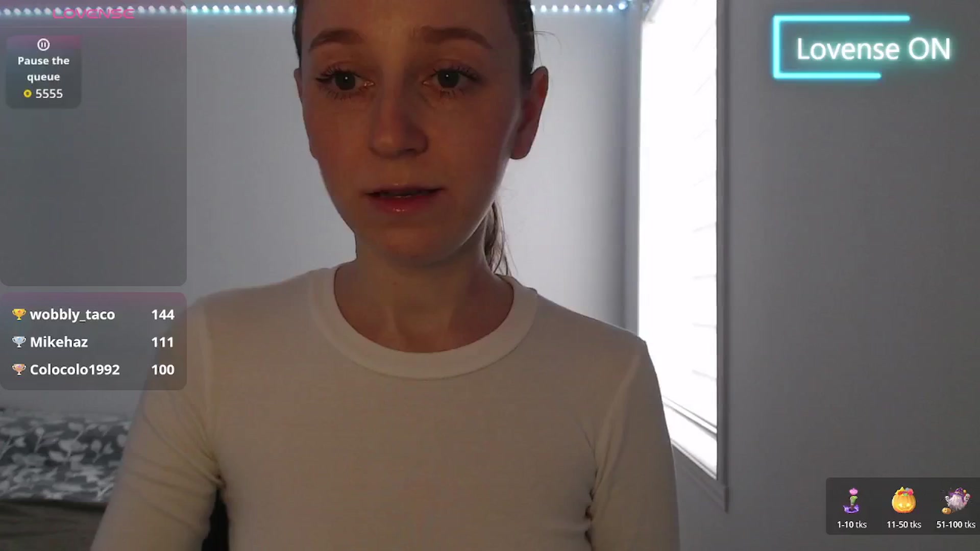 Gallery image thumbnail from PetitAnge_'s myfreecams stream on, 02/27/2026, 19:18 image 13 of 20