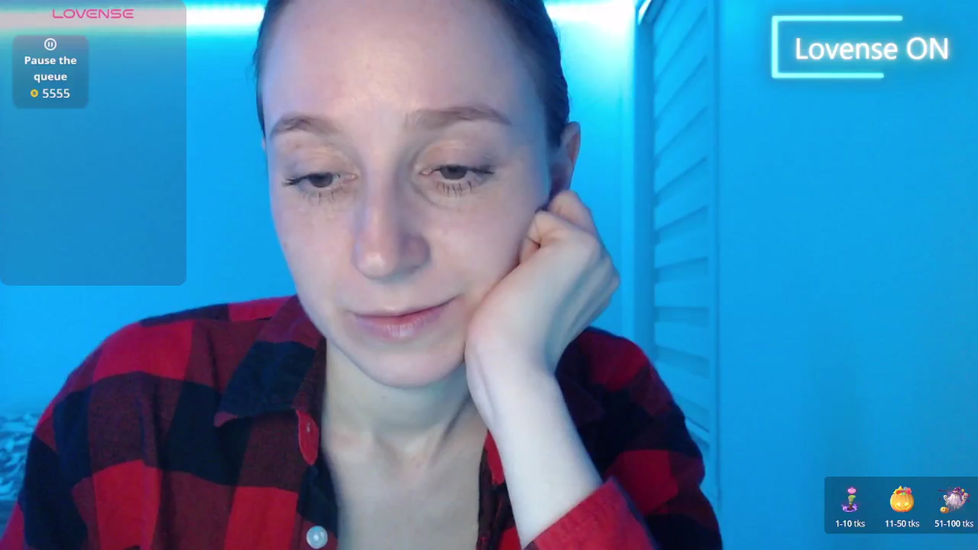 Gallery image thumbnail from PetitAnge_'s myfreecams stream on, 03/02/2026, 02:00 image 18 of 20