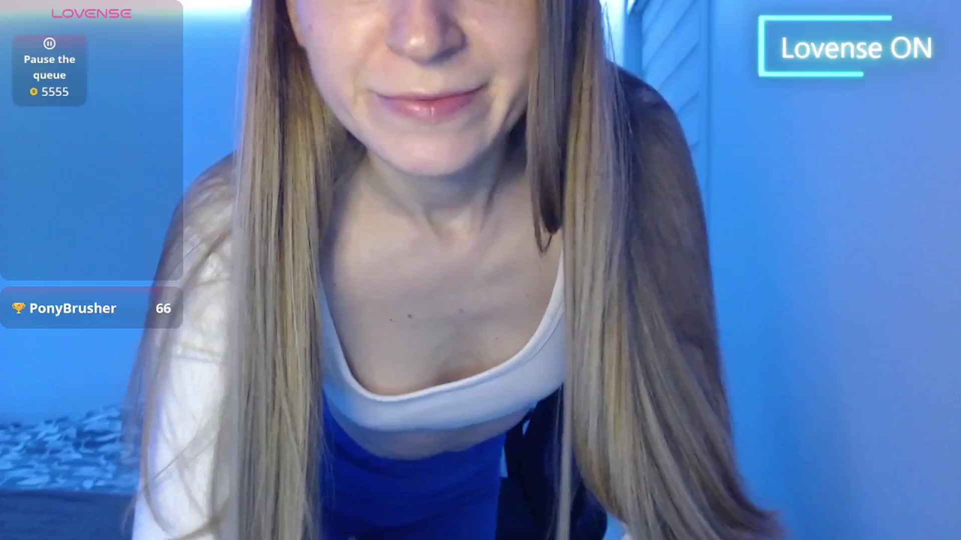 Gallery image thumbnail from PetitAnge_'s myfreecams stream on, 03/03/2026, 02:01 image 3 of 20