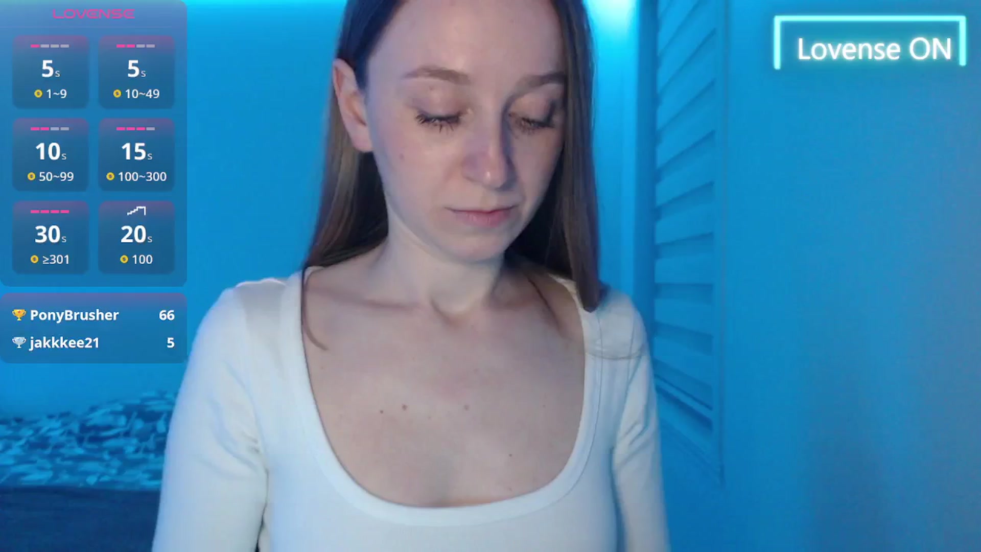 Gallery image thumbnail from PetitAnge_'s myfreecams stream on, 03/03/2026, 02:01 image 15 of 20