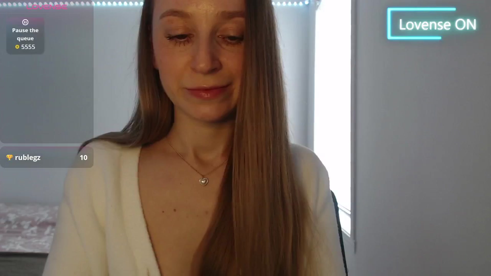 Gallery image thumbnail from PetitAnge_'s myfreecams stream on, 03/08/2026, 19:52 image 9 of 20