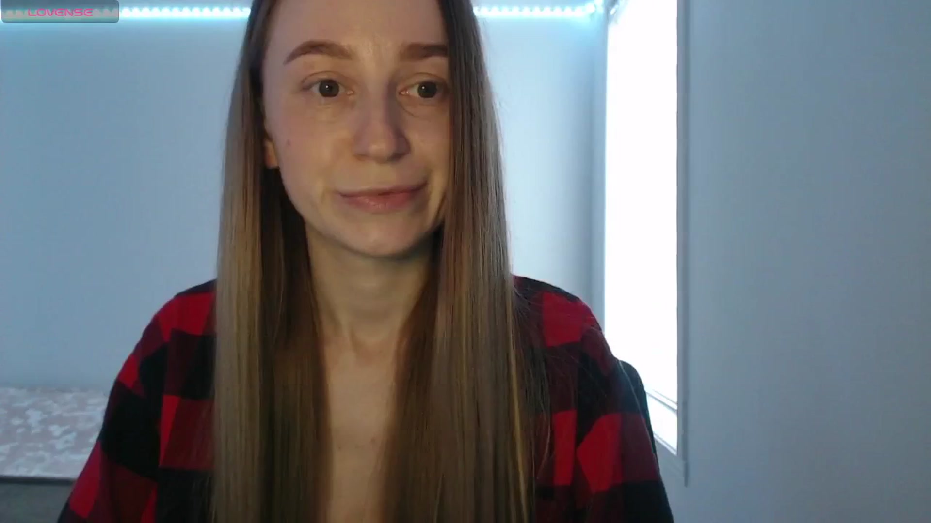 Gallery image thumbnail from PetitAnge_'s myfreecams stream on, 03/16/2026, 20:20 image 4 of 20