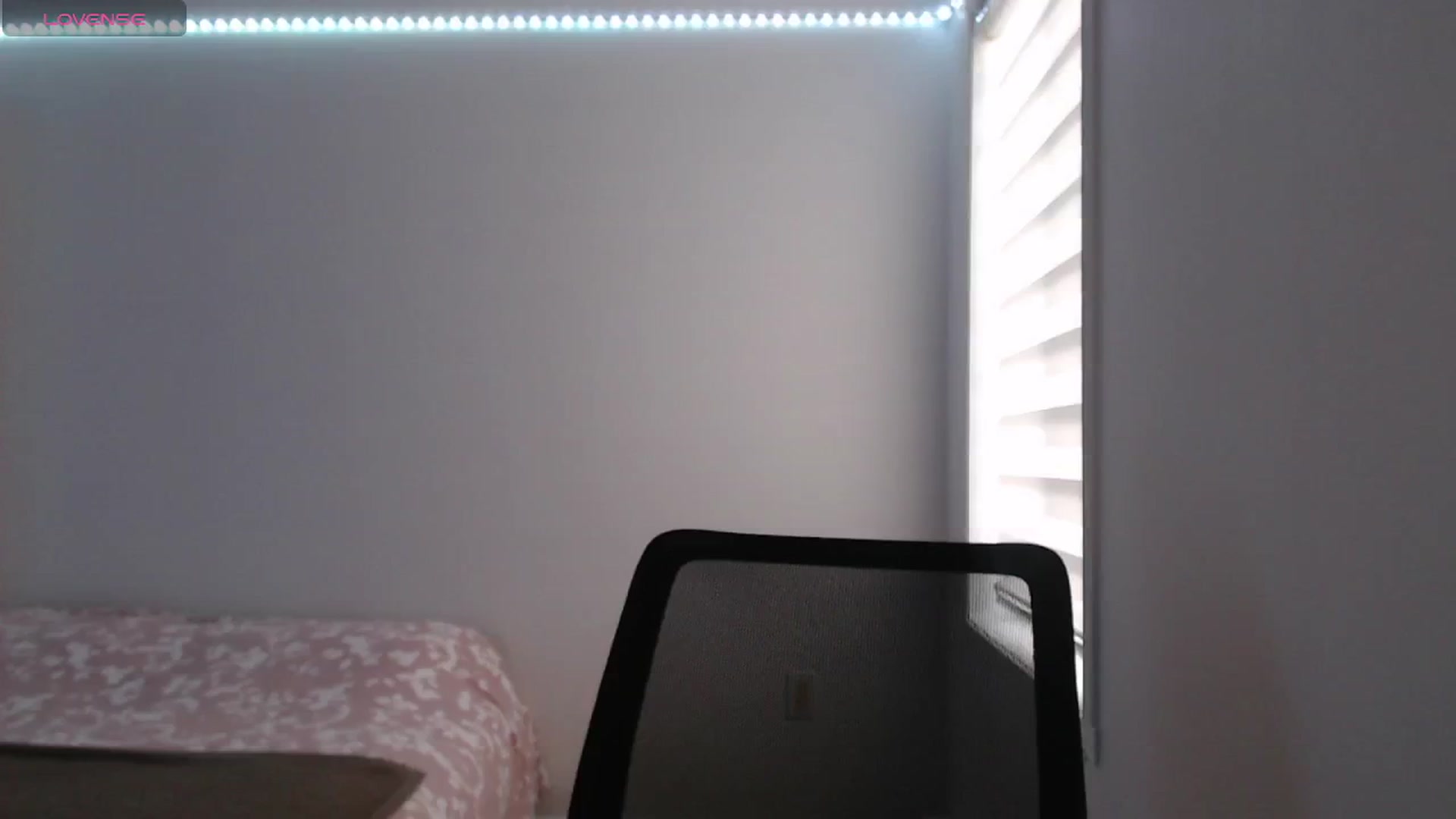 Gallery image thumbnail from PetitAnge_'s myfreecams stream on, 03/16/2026, 20:20 image 18 of 20
