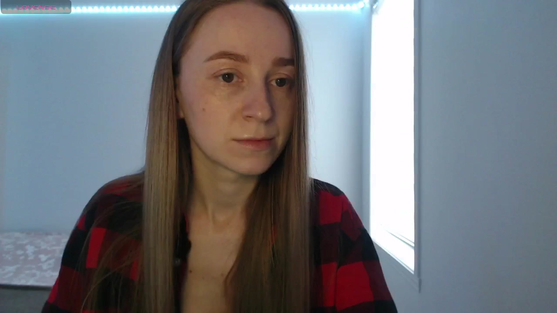 Gallery image thumbnail from PetitAnge_'s myfreecams stream on, 03/16/2026, 20:20 image 14 of 20
