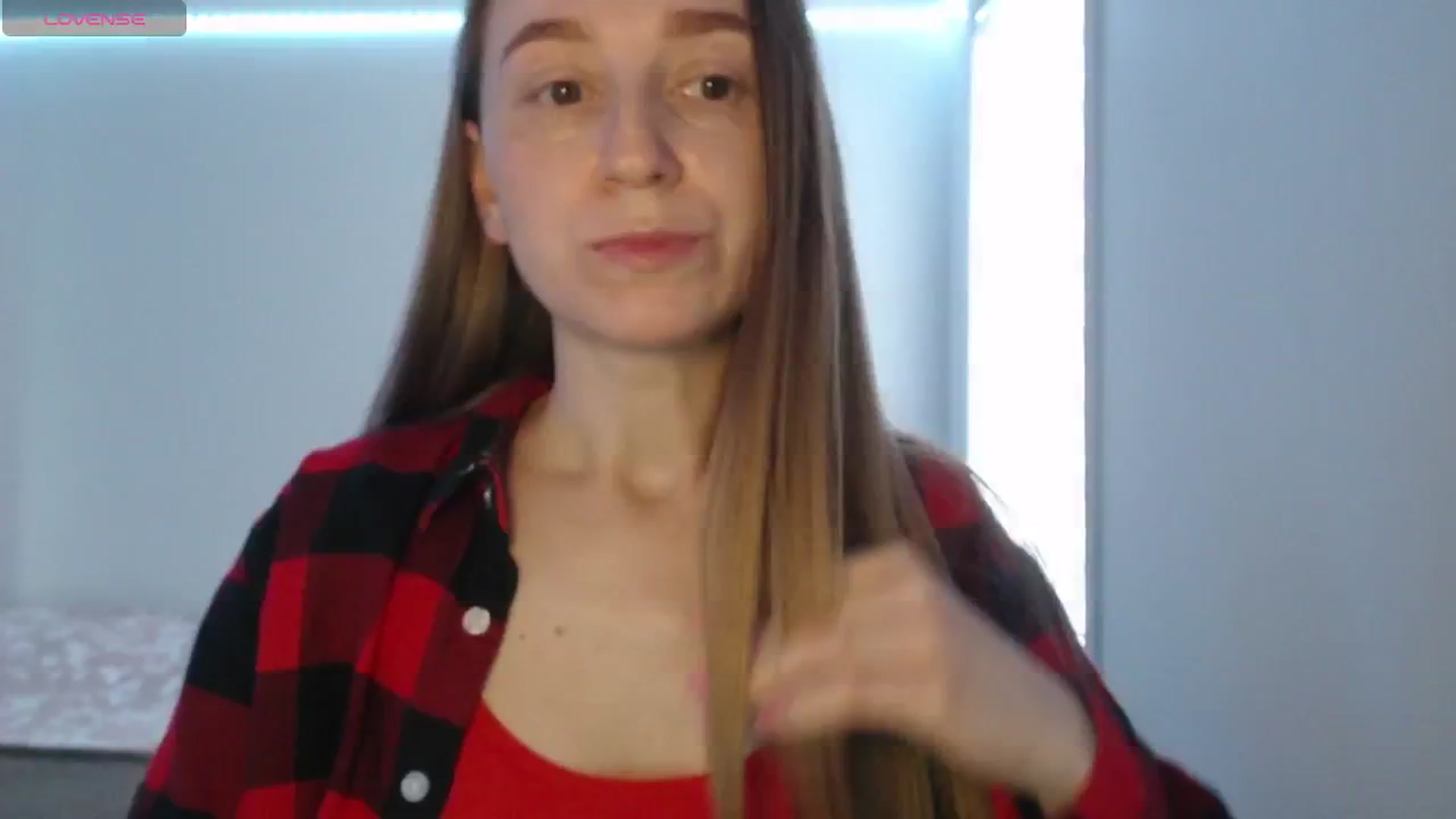 Gallery image thumbnail from PetitAnge_'s myfreecams stream on, 03/16/2026, 20:20 image 19 of 20