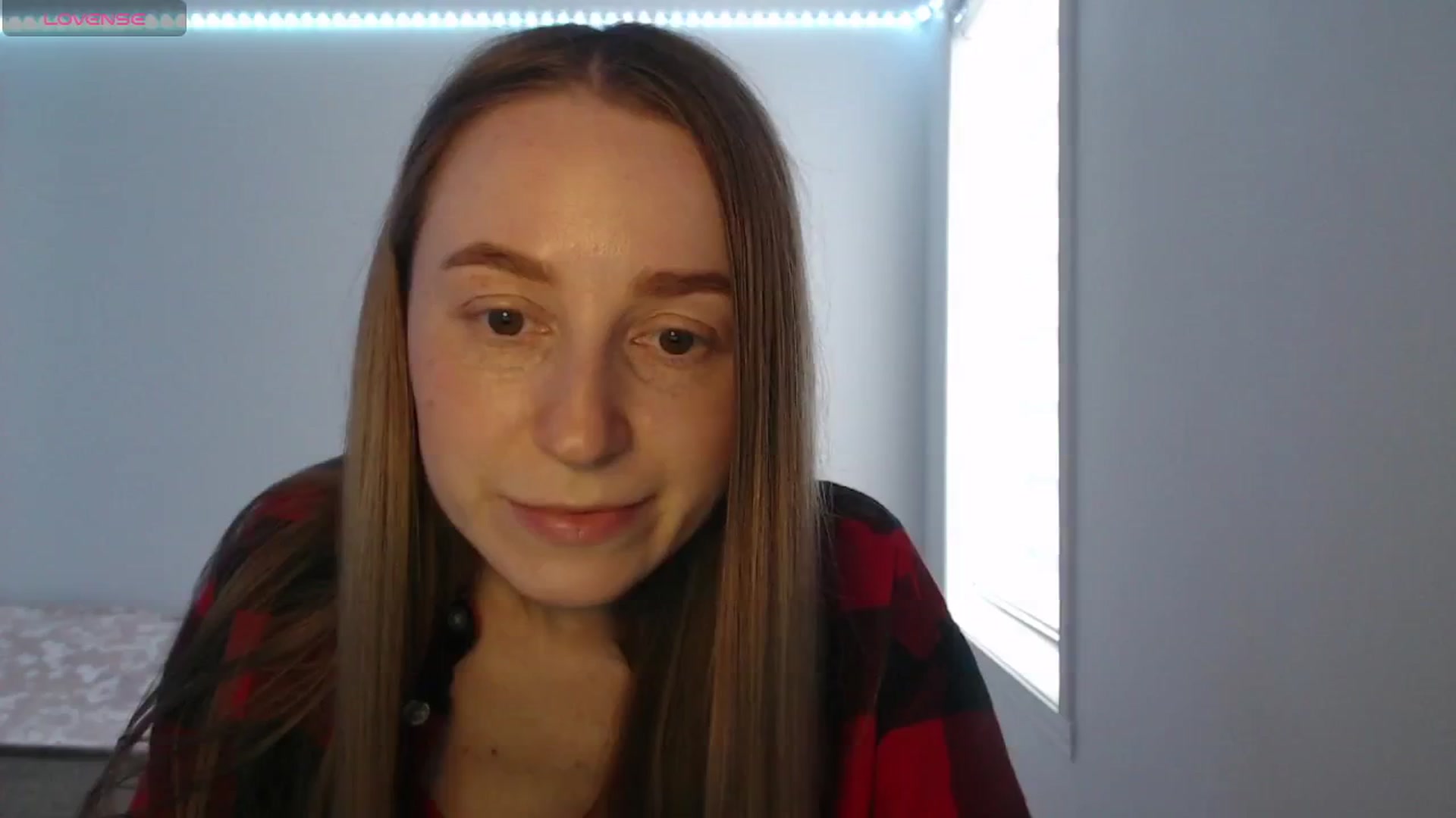 Gallery image thumbnail from PetitAnge_'s myfreecams stream on, 03/16/2026, 20:20 image 11 of 20