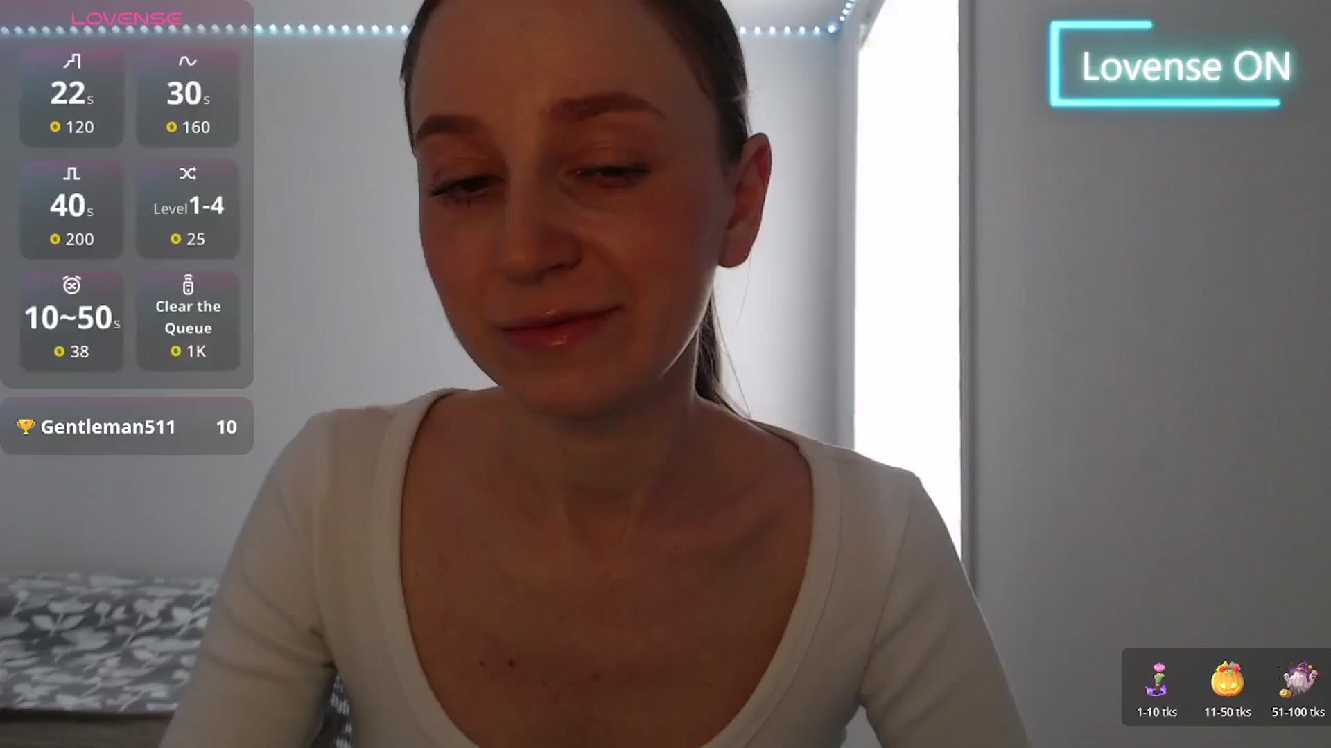 Gallery image thumbnail from PetitAnge_'s myfreecams stream on, 03/27/2026, 18:12 image 9 of 20