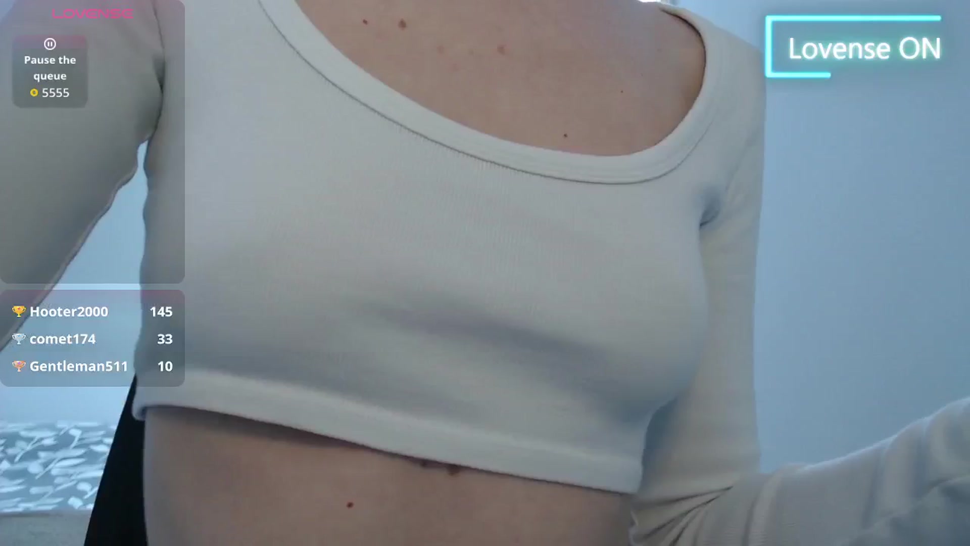Gallery image thumbnail from PetitAnge_'s myfreecams stream on, 03/27/2026, 19:45 image 6 of 20