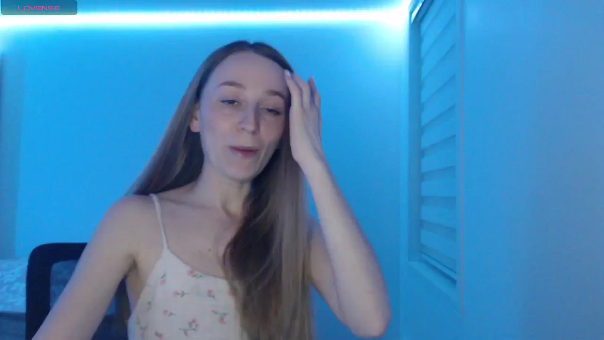Gallery image thumbnail from PetitAnge_'s myfreecams stream on, 04/14/2026, 24:06 image 20 of 20