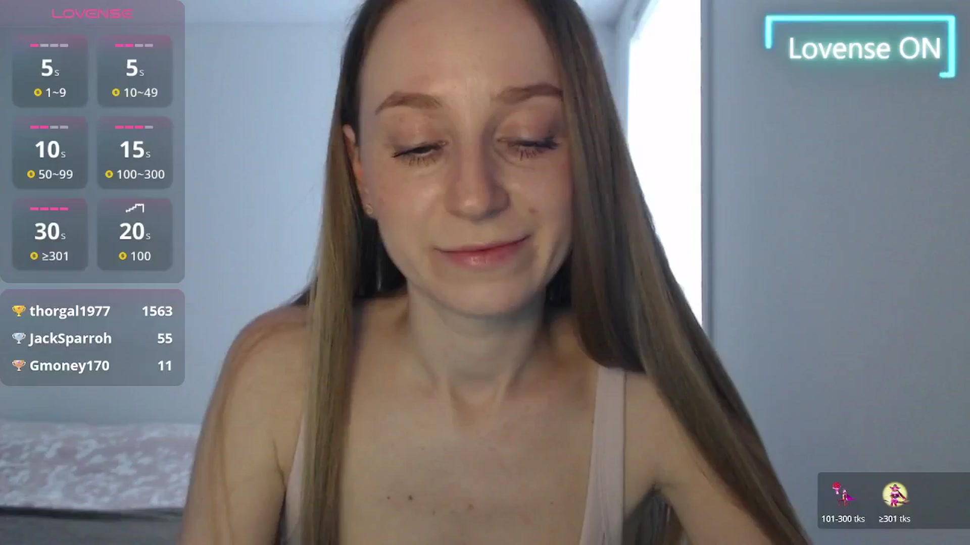 Gallery image thumbnail from PetitAnge_'s myfreecams stream on, 04/19/2026, 20:17 image 9 of 20