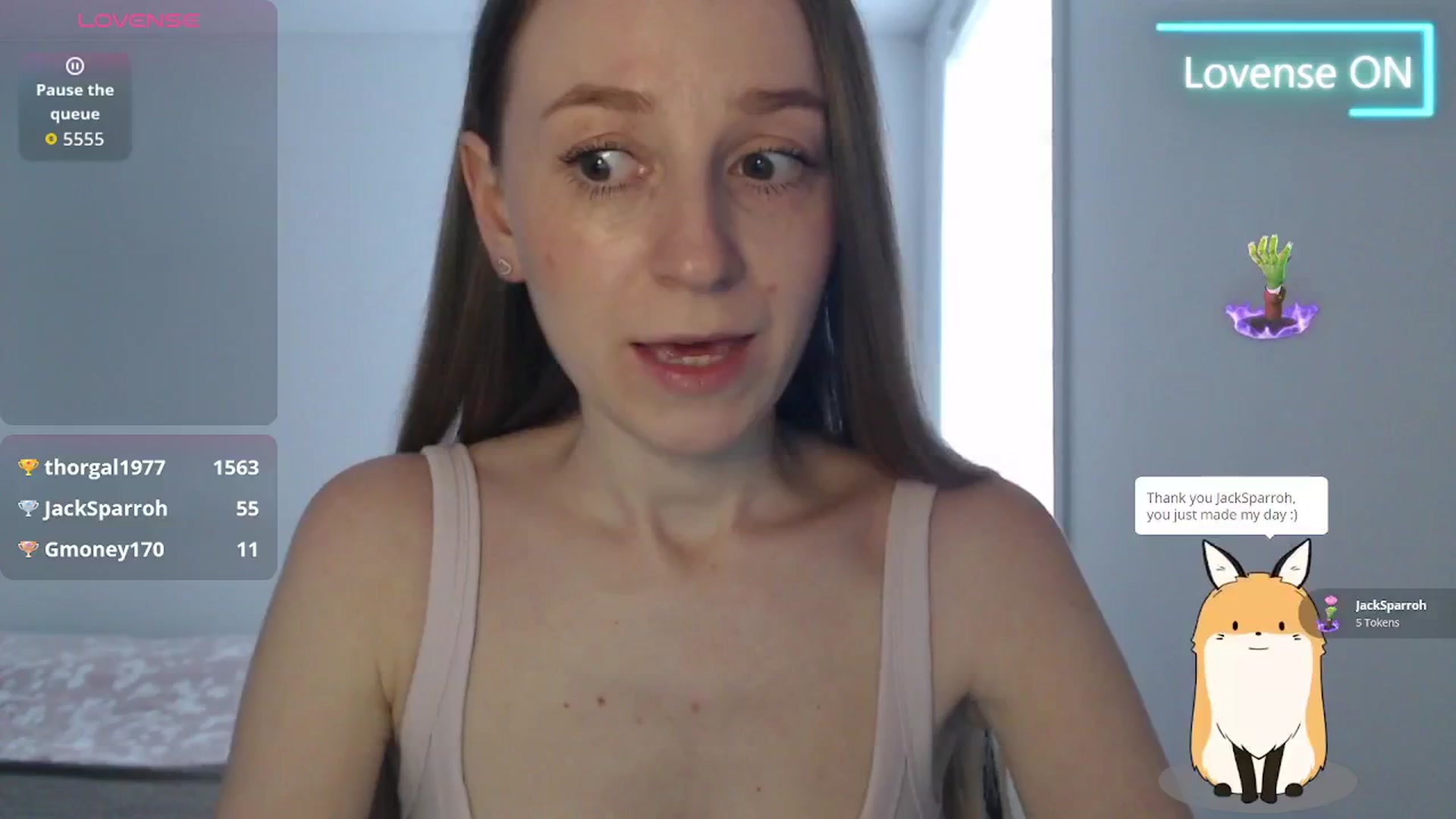 Gallery image thumbnail from PetitAnge_'s myfreecams stream on, 04/19/2026, 20:17 image 8 of 20