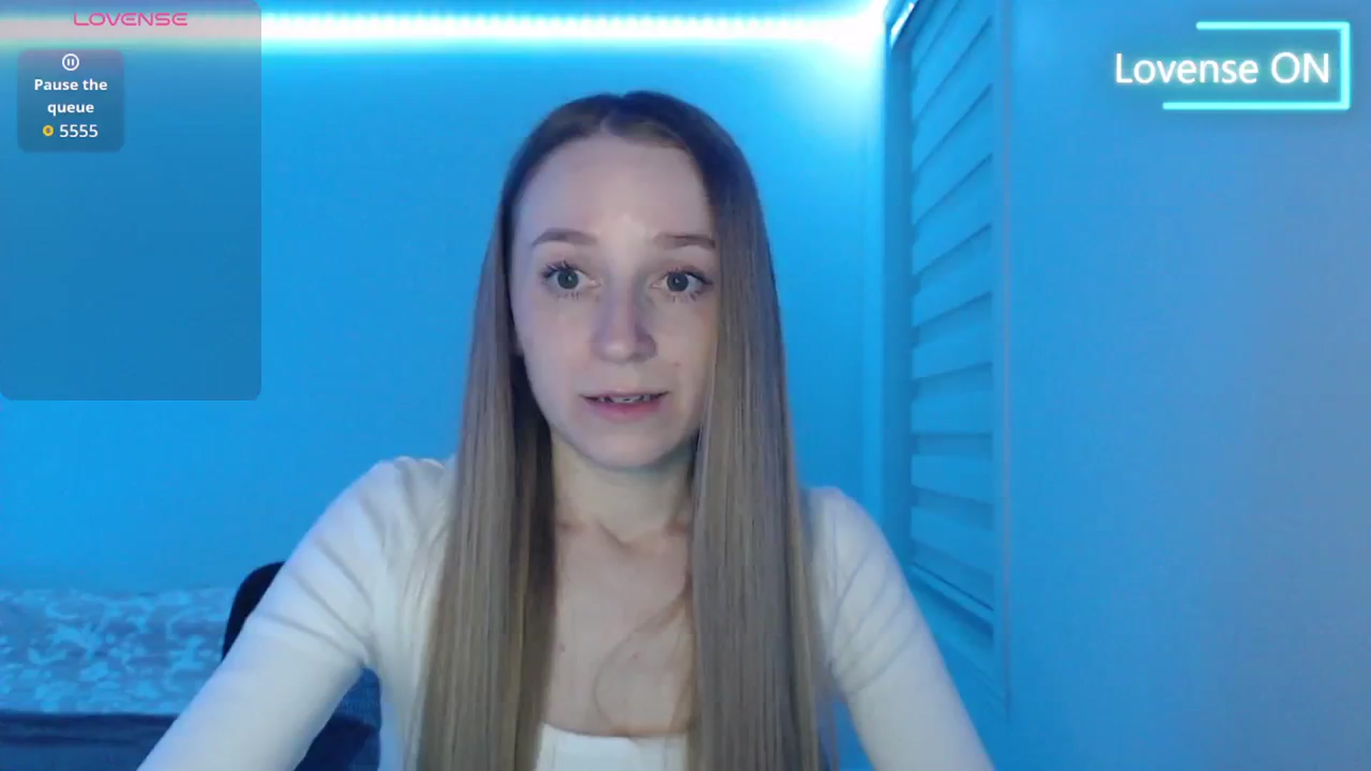 Gallery image thumbnail from PetitAnge_'s myfreecams stream on, 04/21/2026, 24:55 image 18 of 20