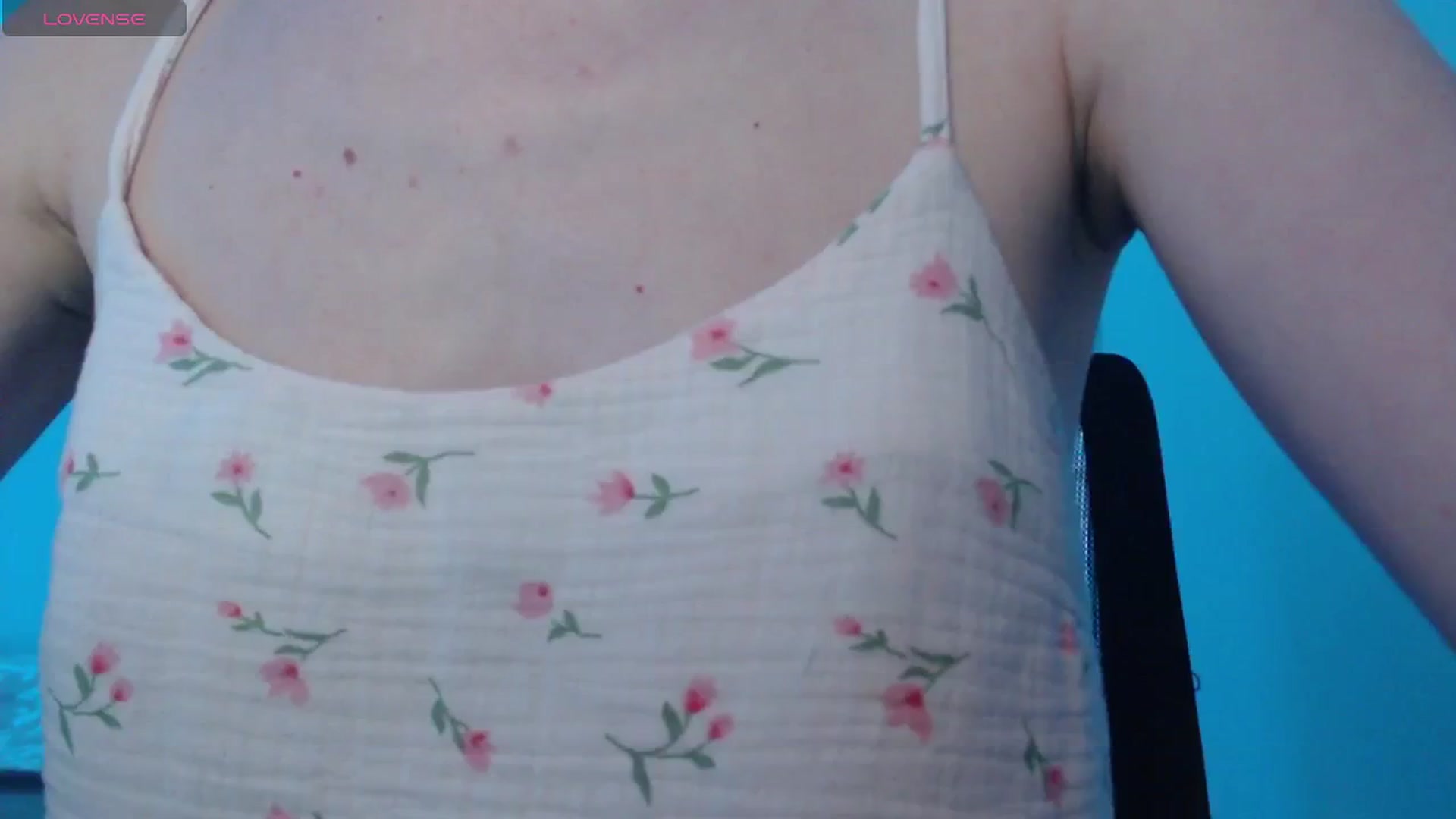 Gallery image thumbnail from PetitAnge_'s myfreecams stream on, 04/27/2026, 24:00 image 2 of 20