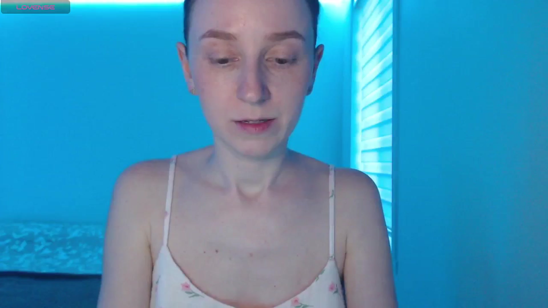 Gallery image thumbnail from PetitAnge_'s myfreecams stream on, 04/27/2026, 24:00 image 7 of 20