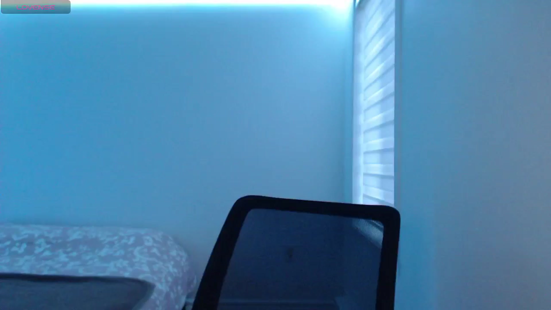 Gallery image thumbnail from PetitAnge_'s myfreecams stream on, 04/27/2026, 24:00 image 11 of 20