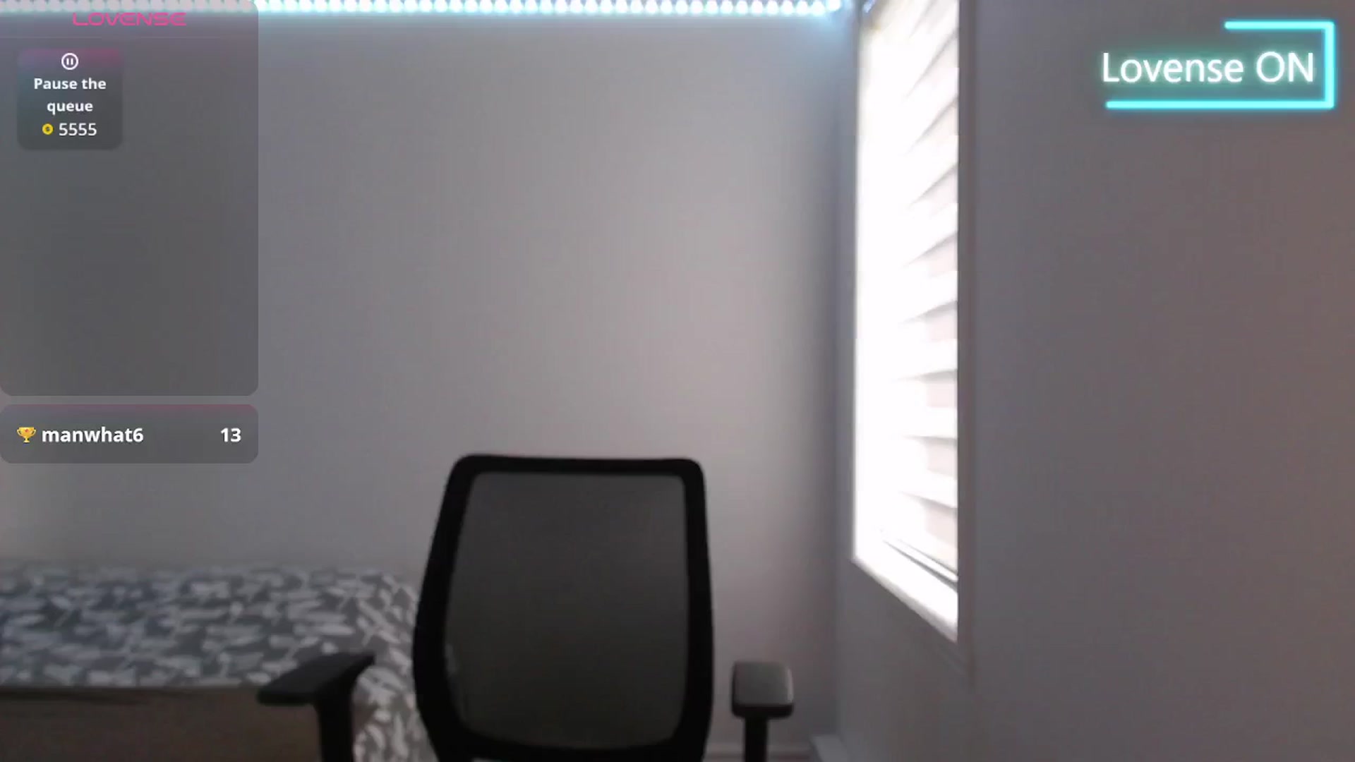 Gallery image thumbnail from PetitAnge_'s myfreecams stream on, 05/02/2026, 20:17 image 11 of 20