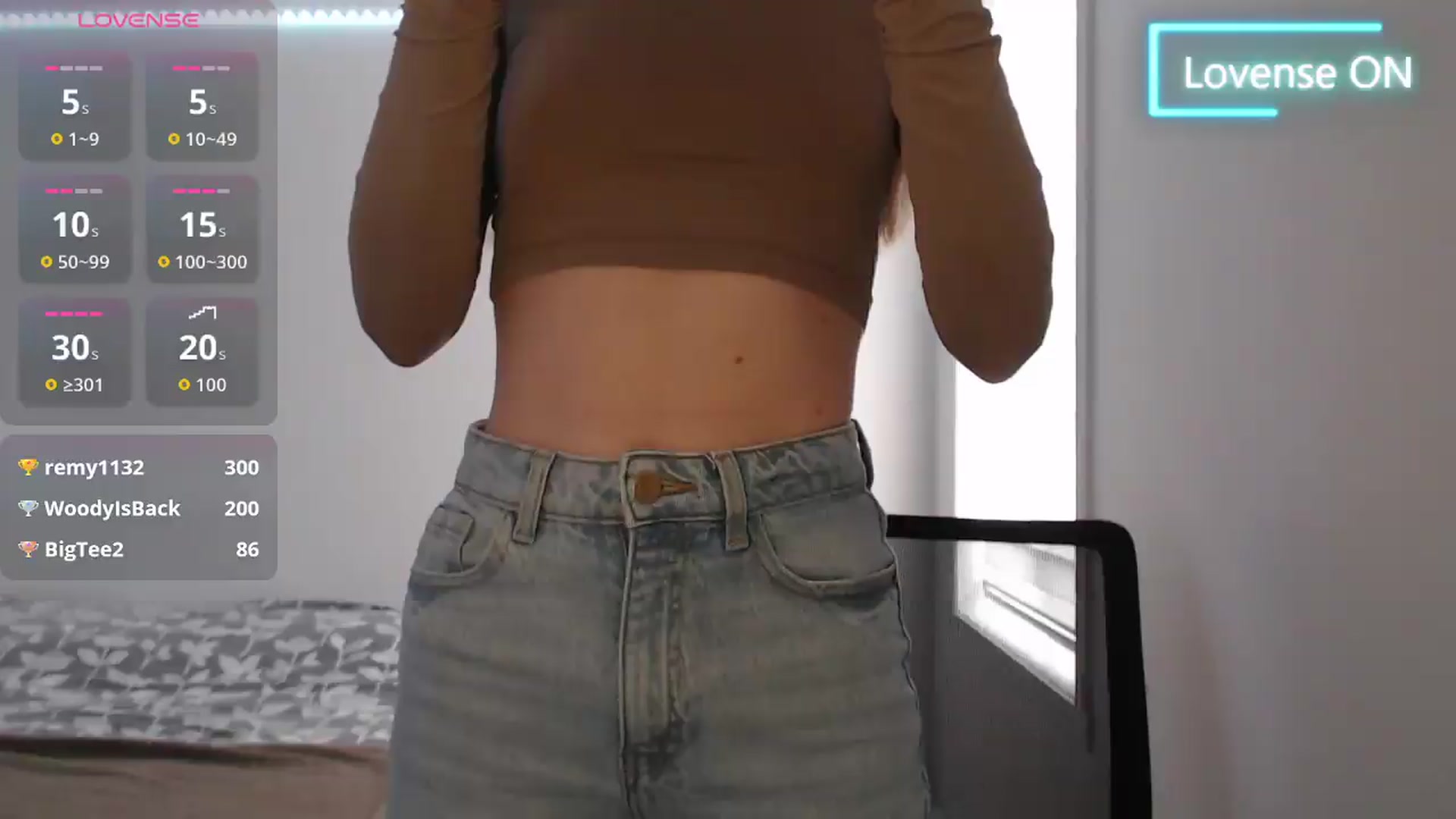 Gallery image thumbnail from PetitAnge_'s myfreecams stream on, 05/06/2026, 20:12 image 4 of 20