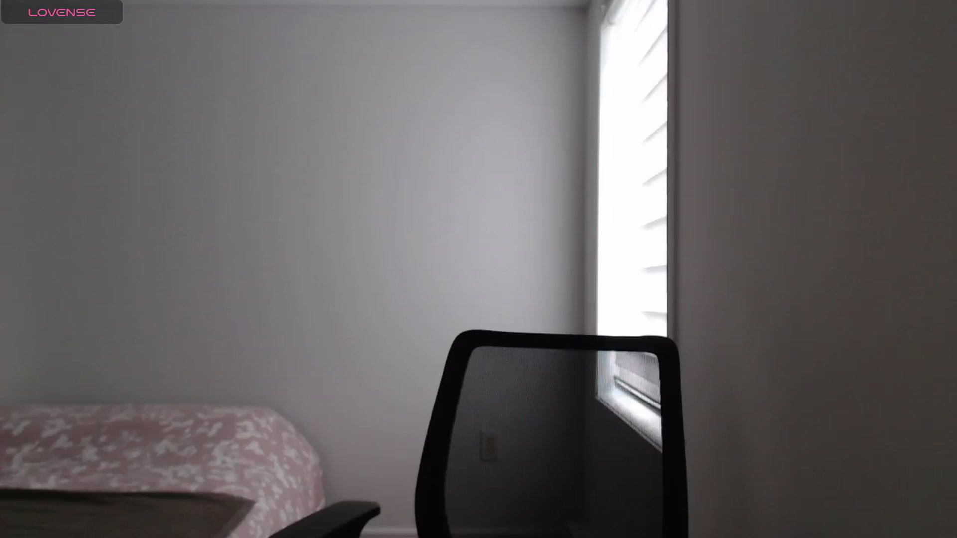 Gallery image thumbnail from PetitAnge_'s myfreecams stream on, 05/18/2026, 17:41 image 5 of 20
