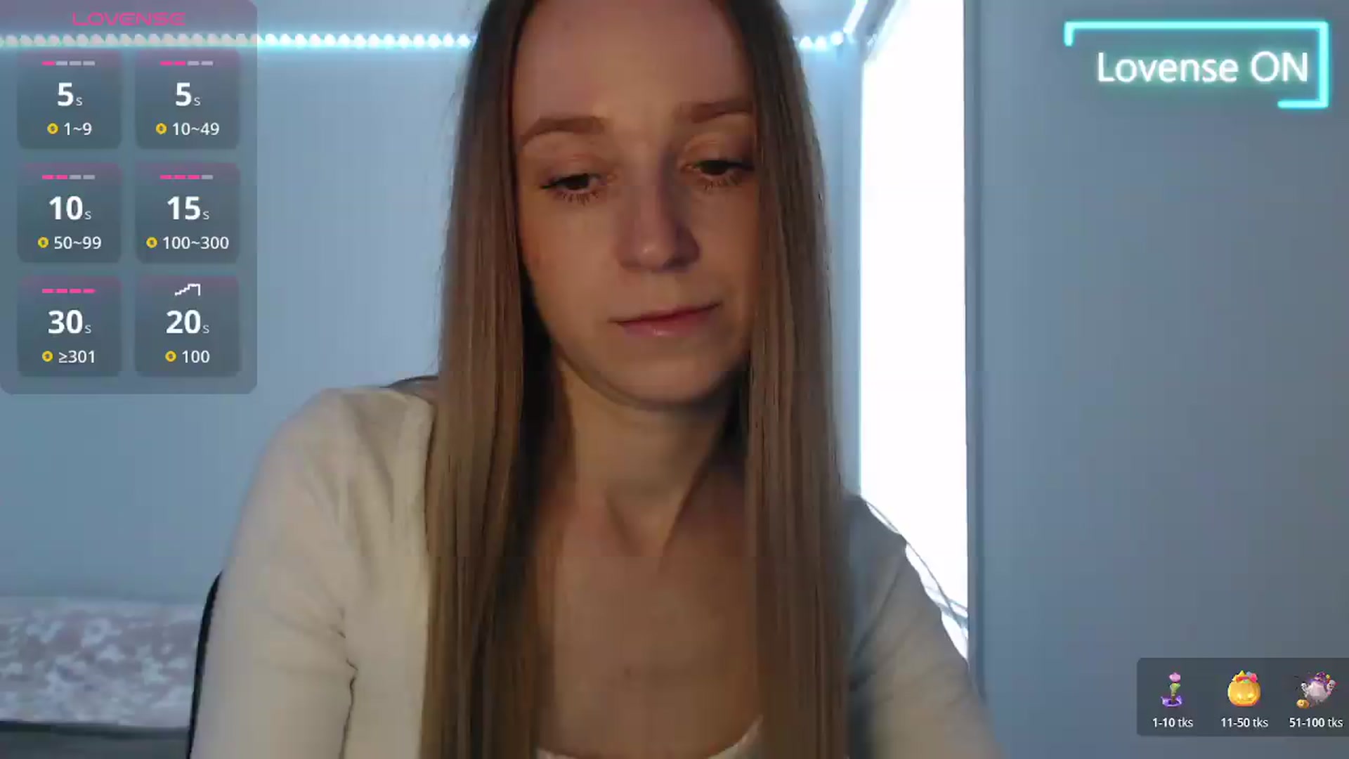Gallery image thumbnail from PetitAnge_'s myfreecams stream on, 05/19/2026, 22:20 image 3 of 20