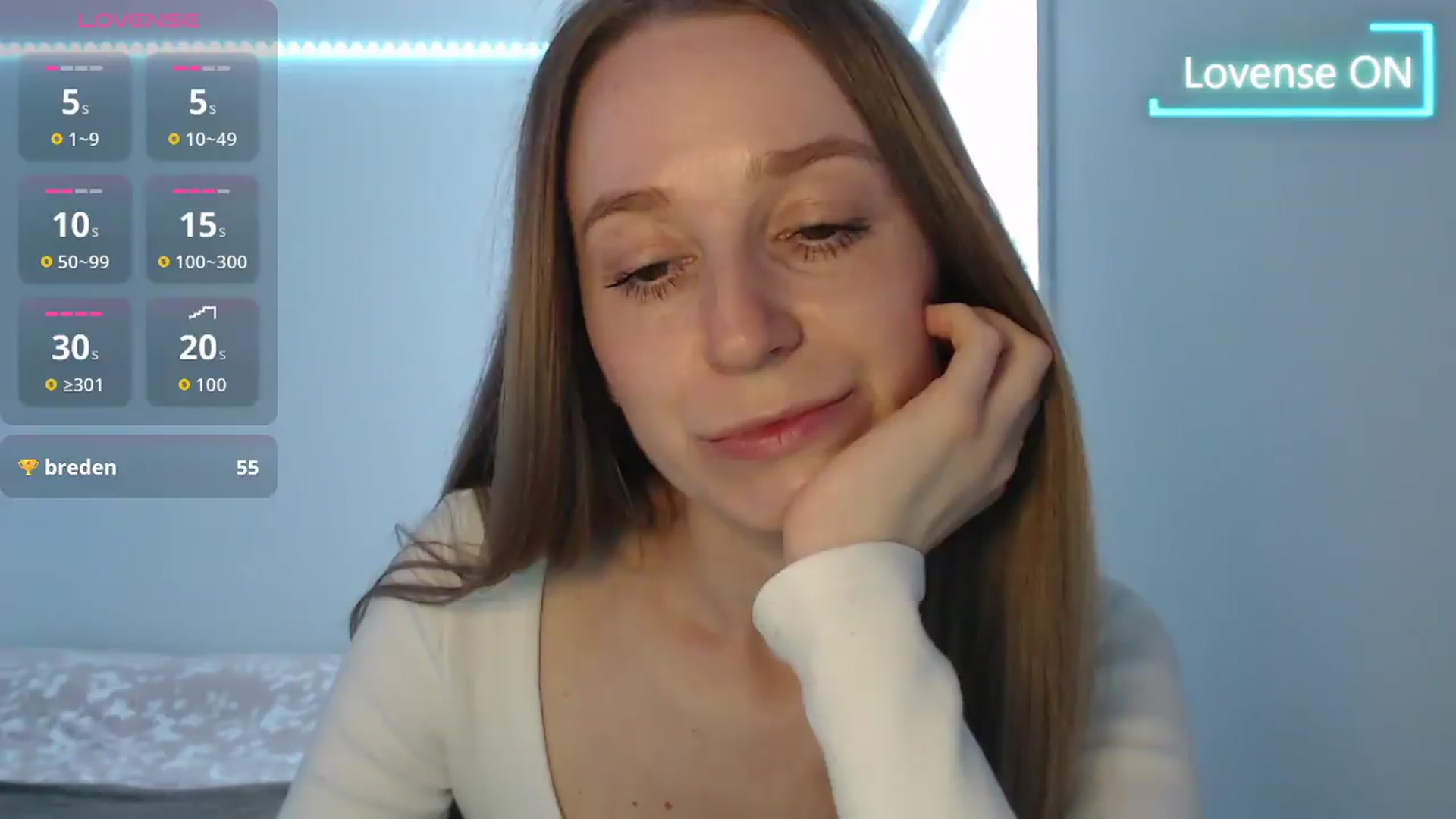 Gallery image thumbnail from PetitAnge_'s myfreecams stream on, 05/19/2026, 22:20 image 17 of 20