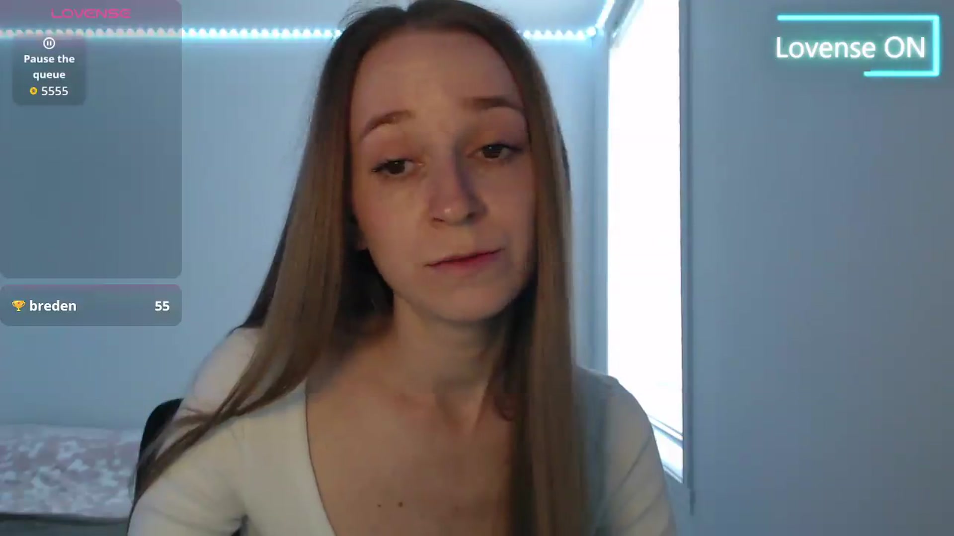 Gallery image thumbnail from PetitAnge_'s myfreecams stream on, 05/19/2026, 22:20 image 19 of 20