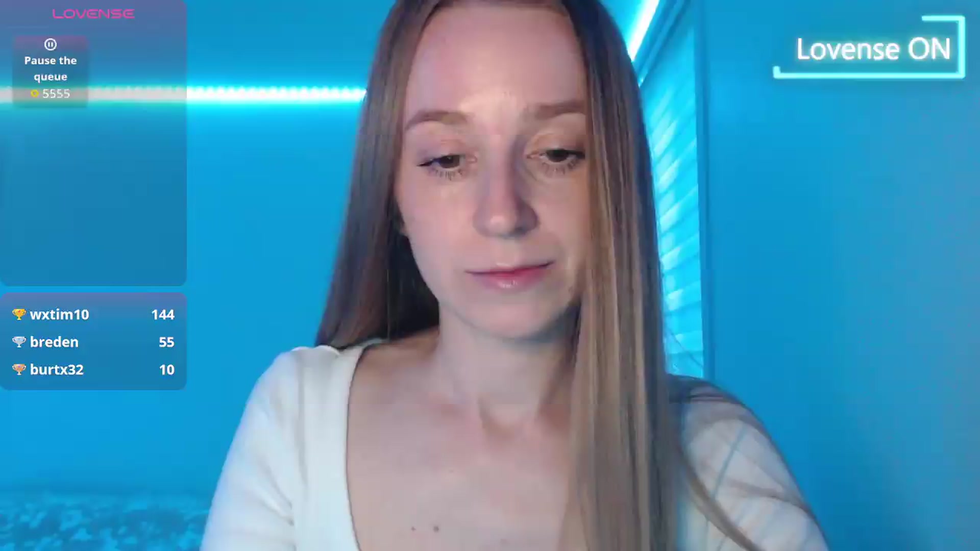 Gallery image thumbnail from PetitAnge_'s myfreecams stream on, 05/20/2026, 24:29 image 10 of 20