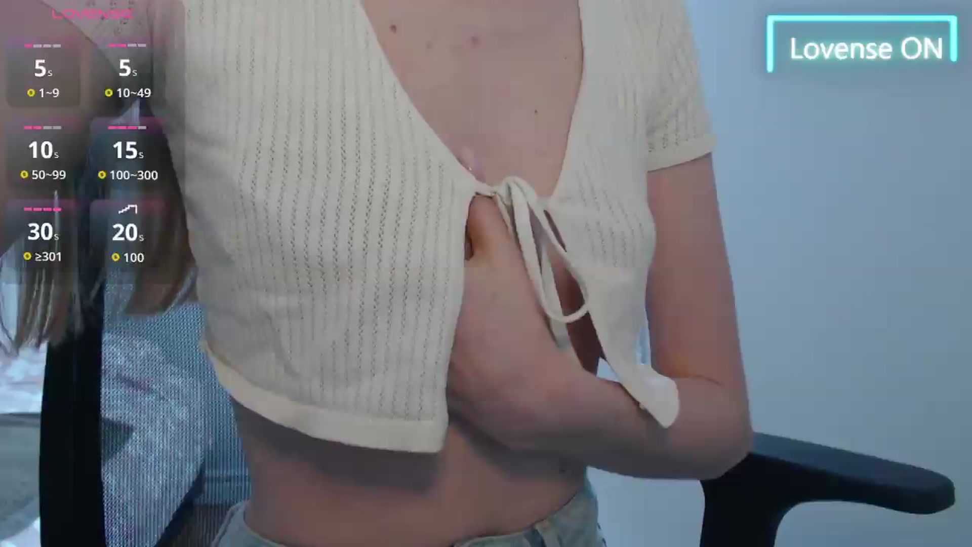 Gallery image thumbnail from PetitAnge_'s myfreecams stream on, 05/23/2026, 20:24 image 1 of 20