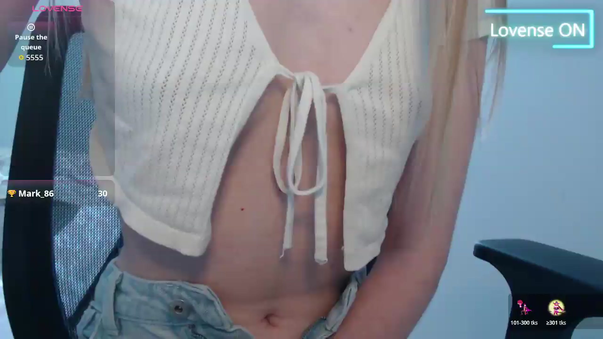 Gallery image thumbnail from PetitAnge_'s myfreecams stream on, 05/23/2026, 20:24 image 9 of 20